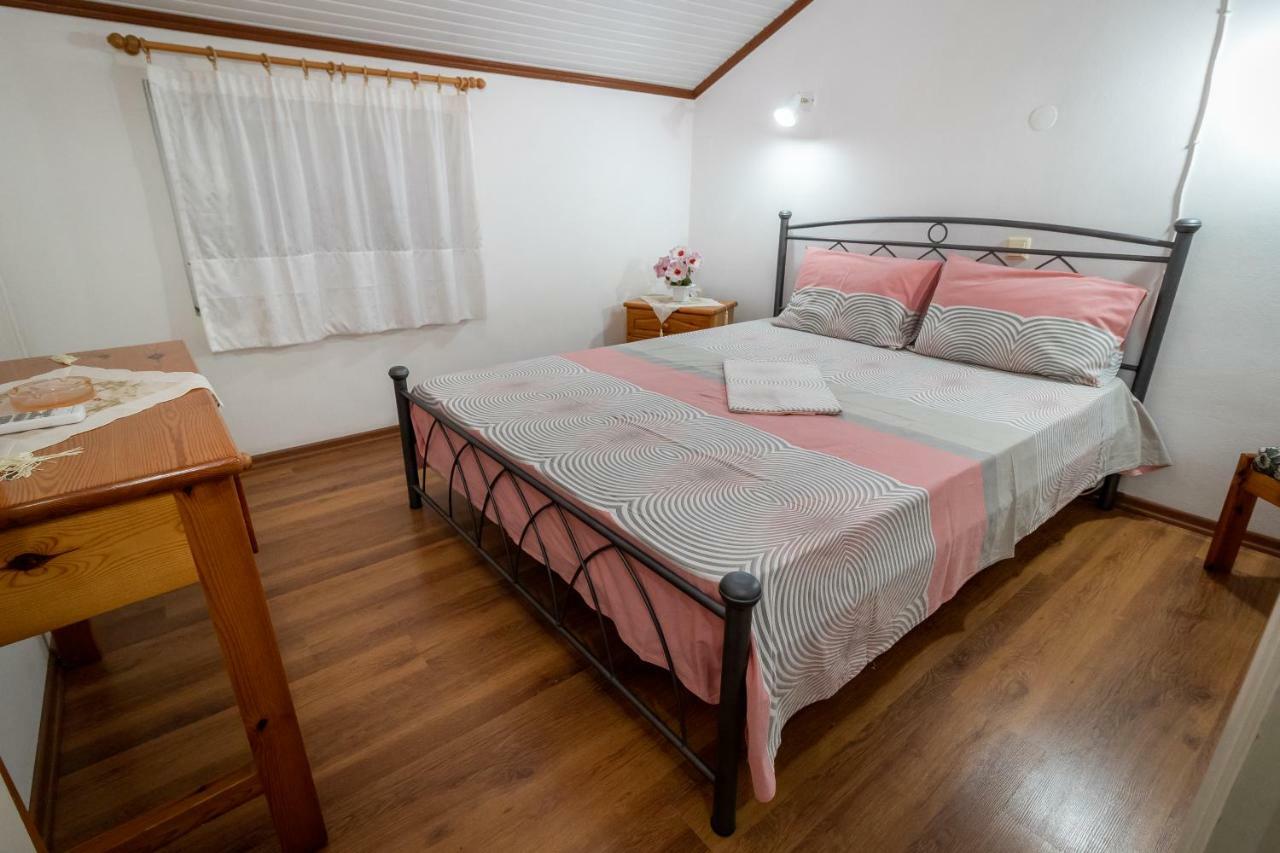 9 Mouses Apartment Filiatra Ngoại thất bức ảnh